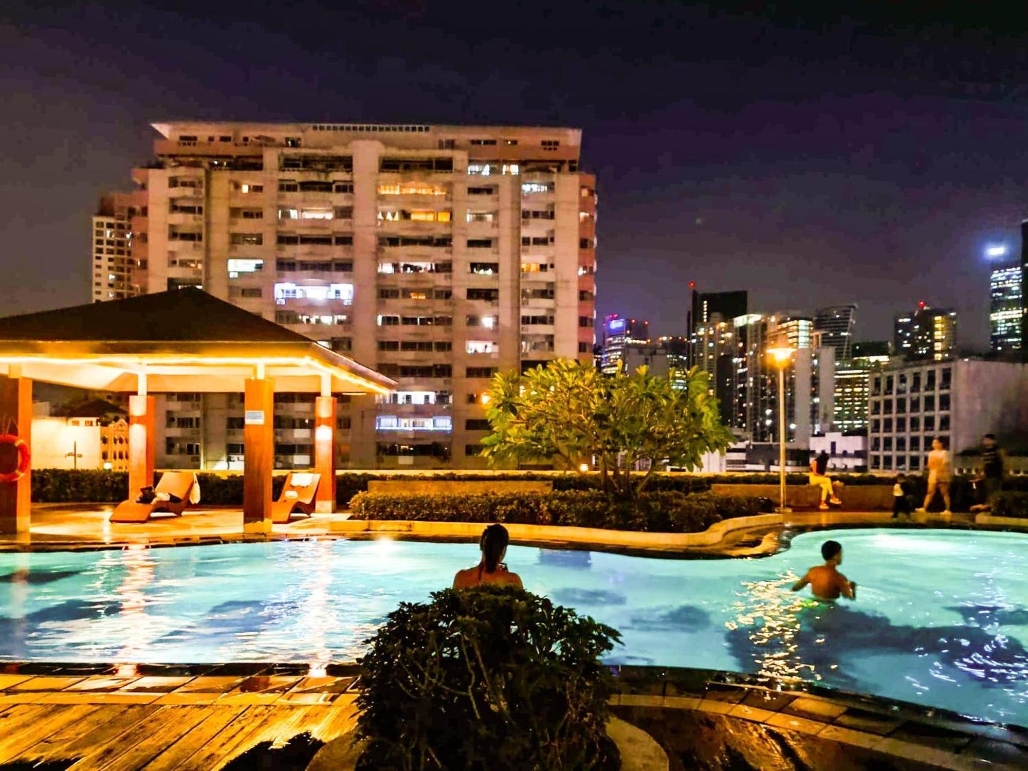 Beacon Makati Condo Free Pool Access Free Wifi 100Mbps & Free Netflix 마닐라 외부 사진